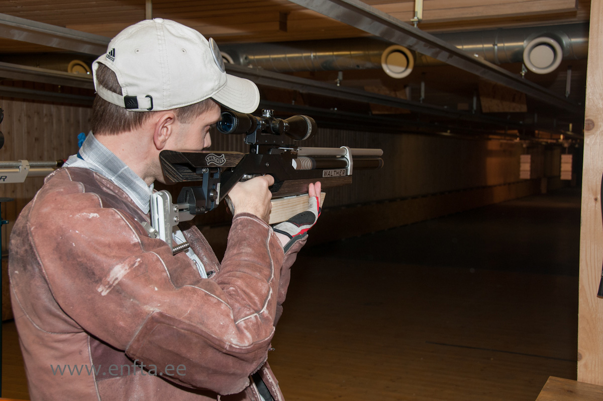 Indrek Kanep - Weihrauch HW 97 K, Bushnell Elite 4200 8-32x40